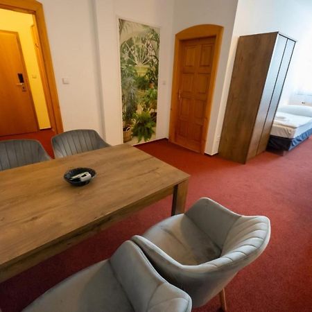 Hotel Uno Ústí nad Orlicí Dış mekan fotoğraf
